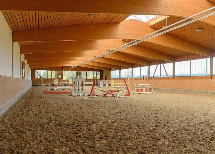 Gemuetliche Unterkuenfte Auf Dem Reiterhof In Semesterbostad *